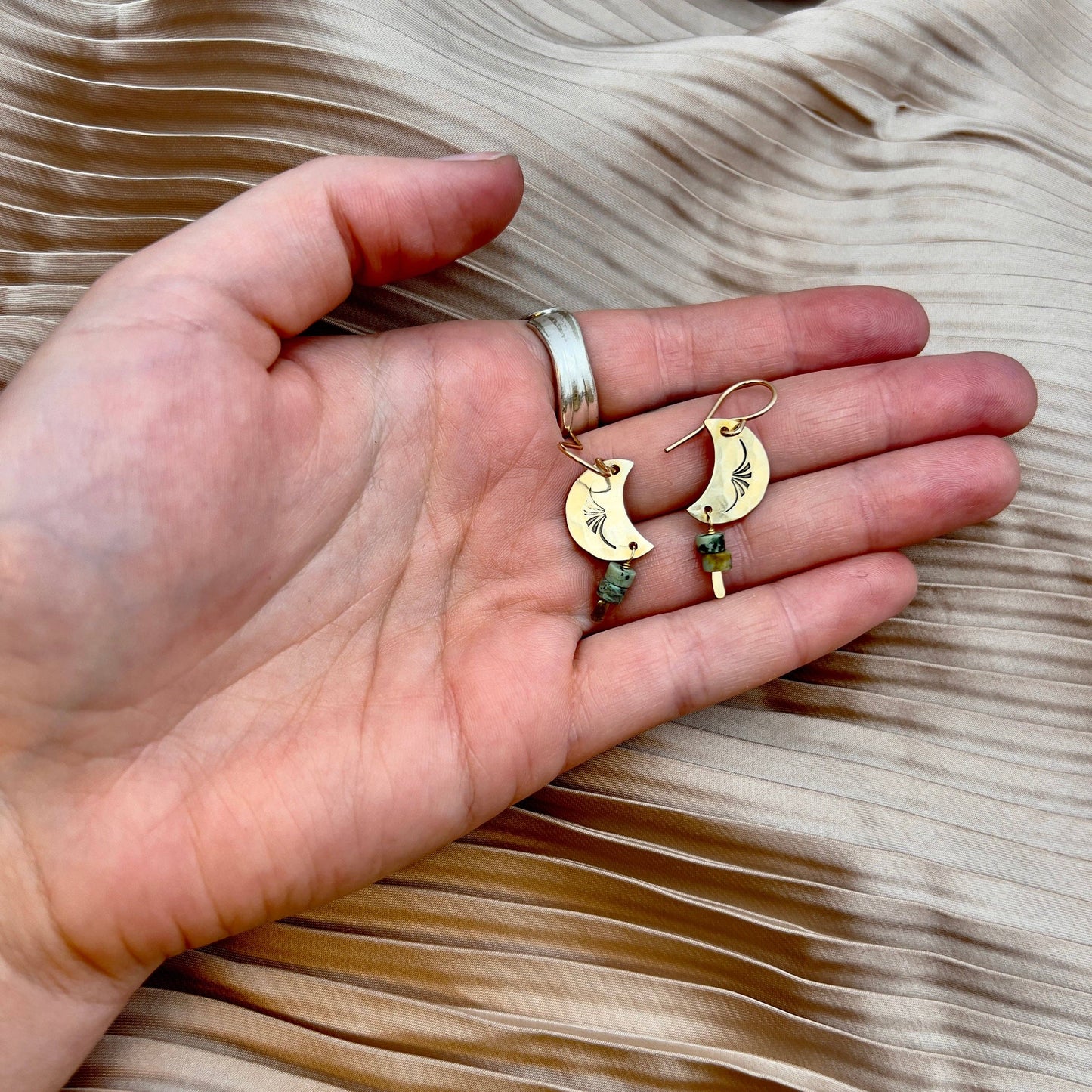 Handmade Luna Earrings: Gold