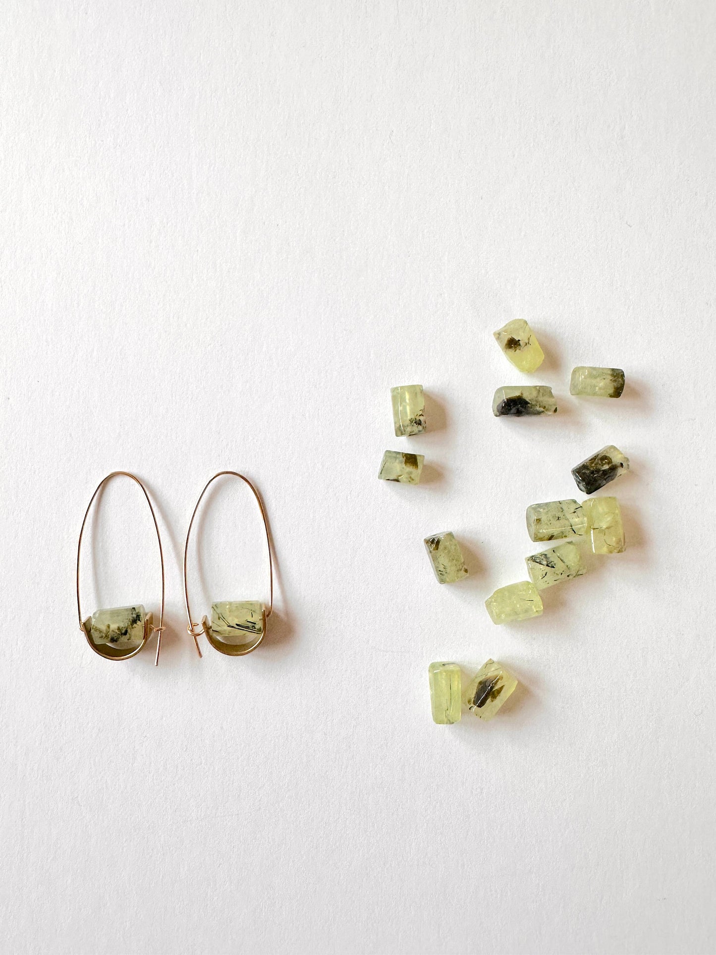 Belen Minimalist Earring - Prehnite