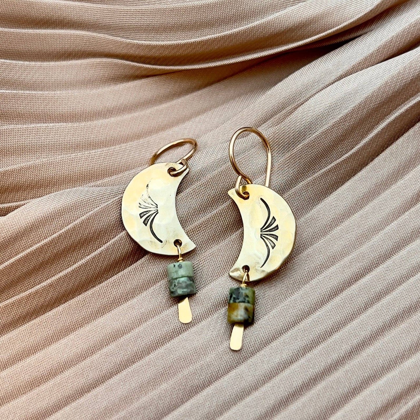 Handmade Luna Earrings: Gold