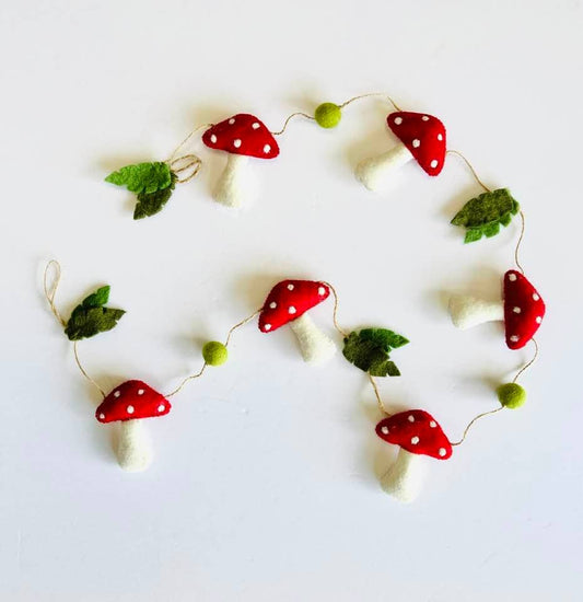 Red Spotted Felt Mushroom Garland